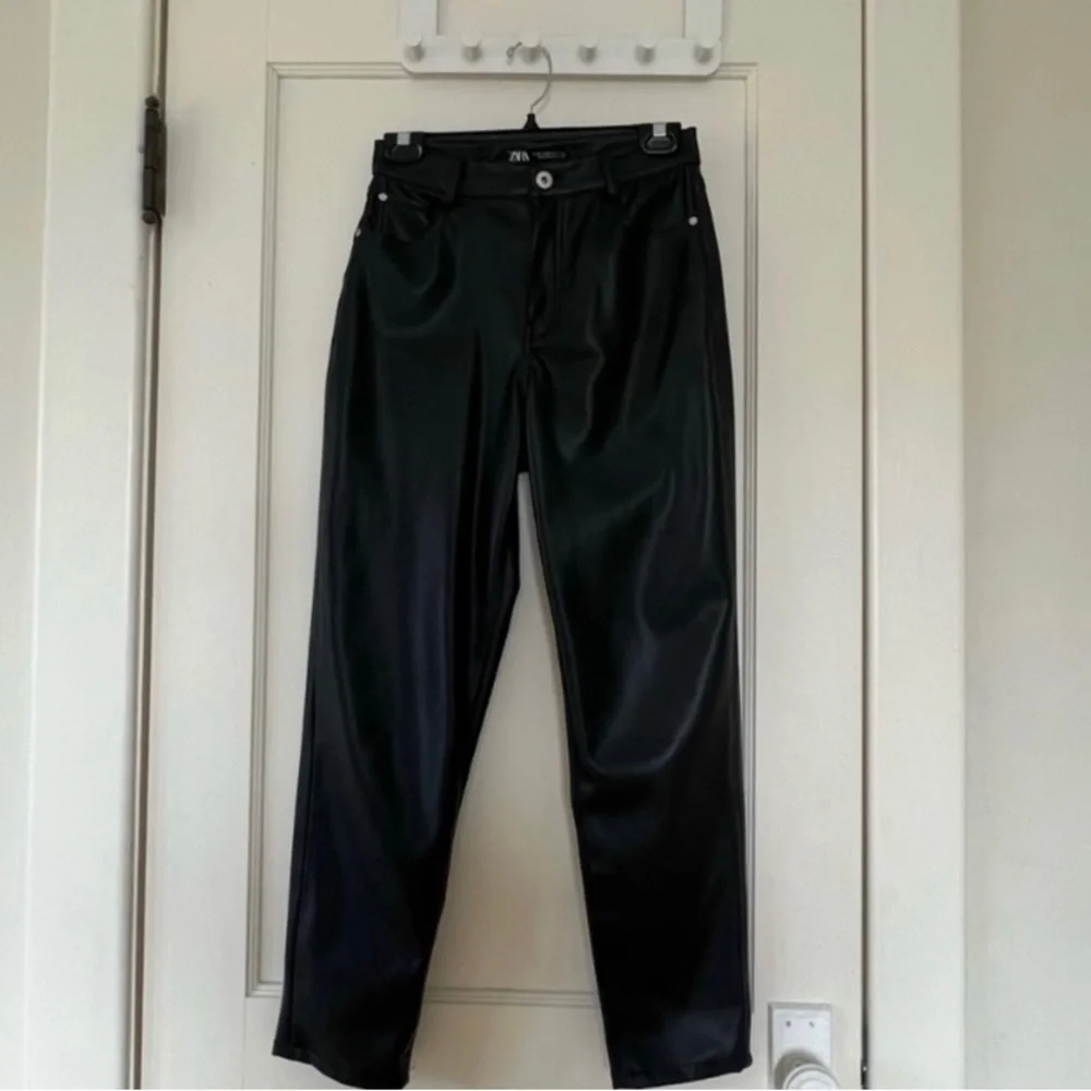 Leather pants - Picture 2 of 5